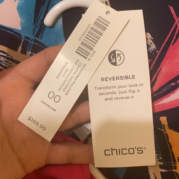 CHICO’S Reversible pullover coastal sails print - Picture 6 of 6